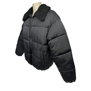 Urban Outfitters Mens Black Puffer Zip Up Jacket Medium Pockets Sherpa Collar